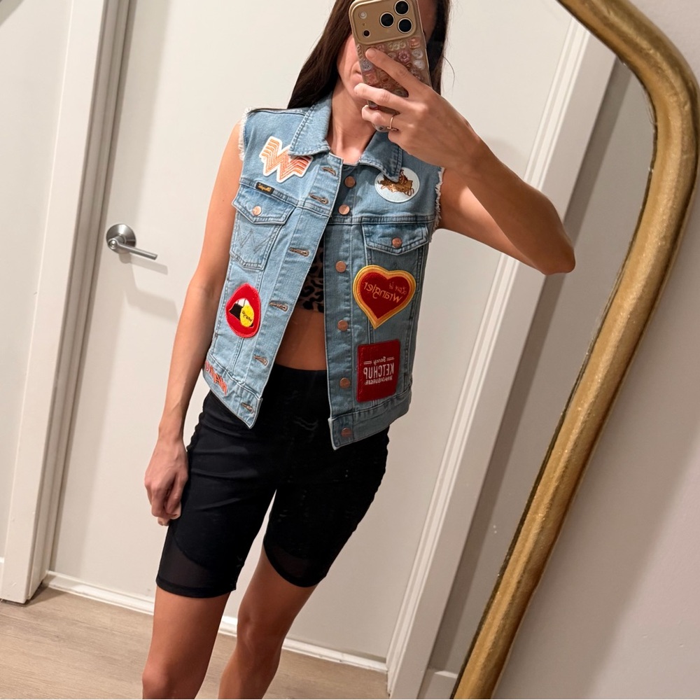 WRANGLER X WHATABURGER WOMEN'S CUT-OFF VEST - Picture 8 of 10